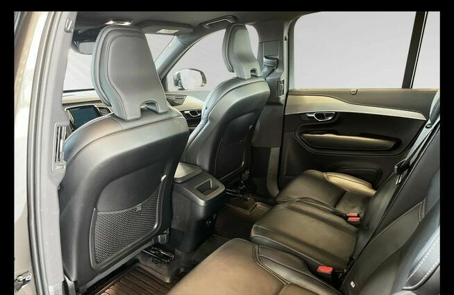 Volvo XC90 B5 AWD R-Design