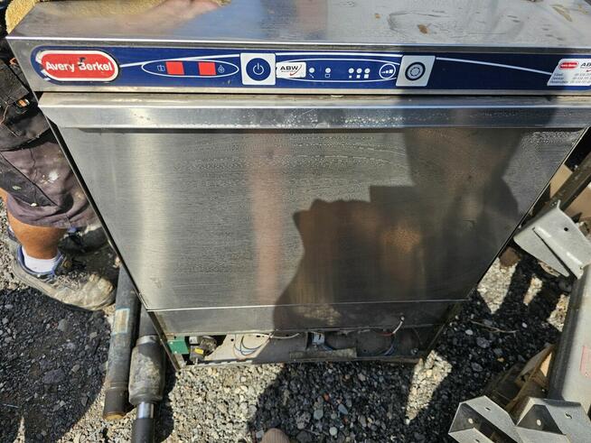 Zmywarko-wyparzarka Comenda LF322E