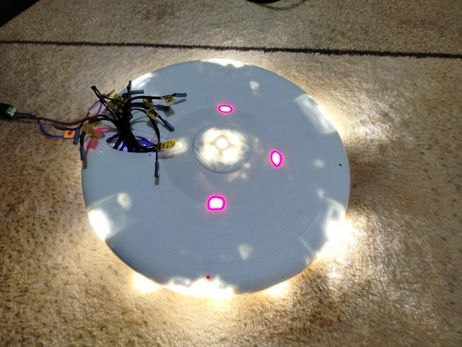 Model StaTrek Revell 1/500 – do dokończenia (z LED)