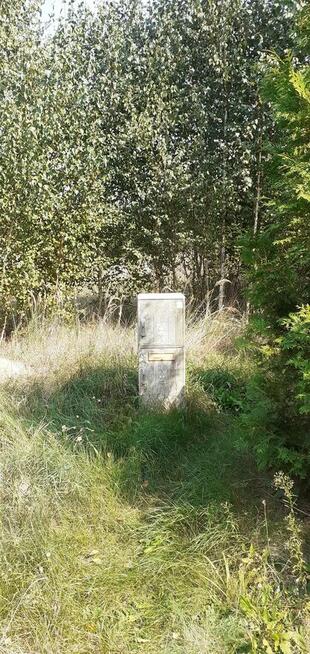 Działka rekreacyjna nad jeziorem (963 m2, prąd, woda) Chodecz