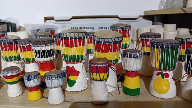 Afrykańskie malych bebenki