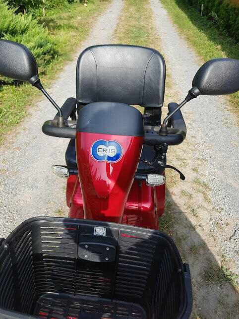 Pojazd wózek skuter elektryczny inwalidzki-Eris 4koła 6km/h