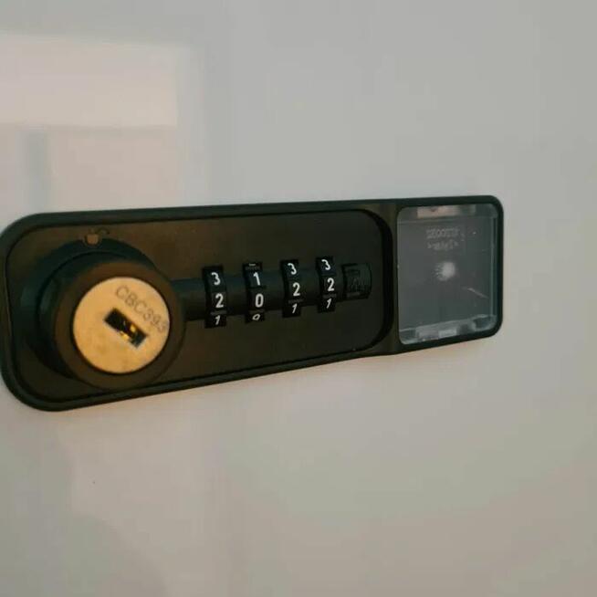 Szafka depozytowa locker szafki depozytowe biała 12 skrytek