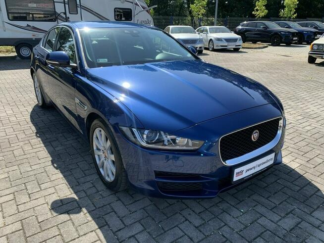 Jaguar XE 2.0 250 KM