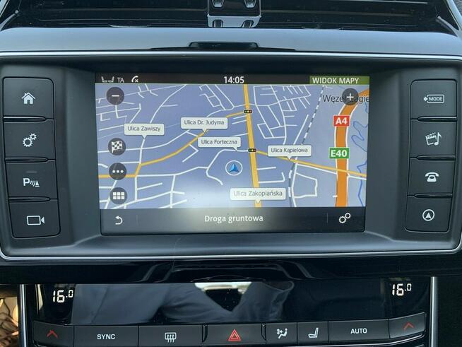 Jaguar XE 2.0 250 KM