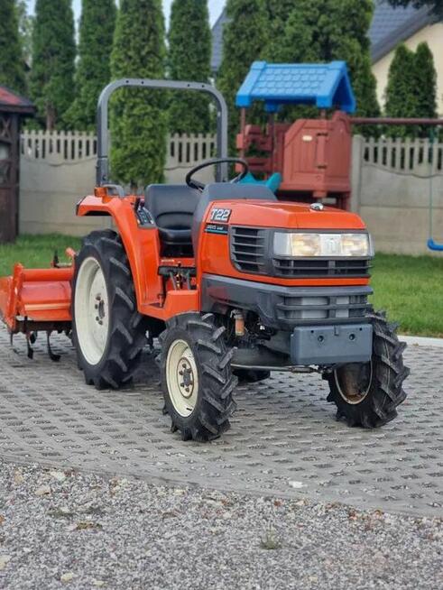 KUBOTA T-22 4X4 22KM Stan SUPER