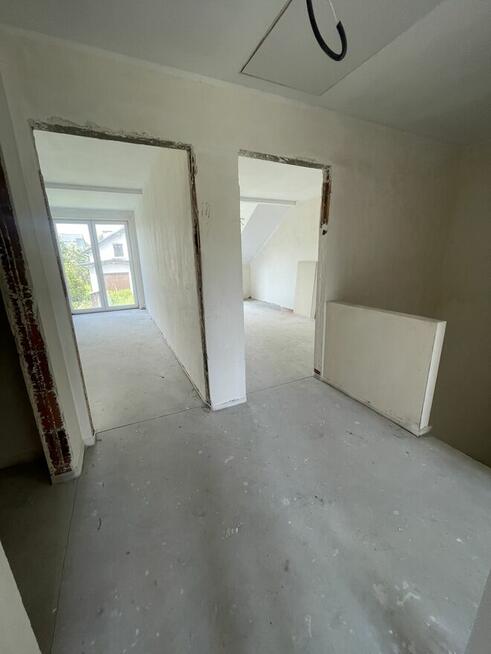 Dom w stanie deweloperskim