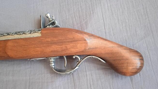 REPLIKA Pistolet skałkowy z XVIII w DENIX 1196 G