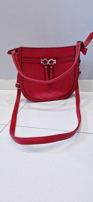 Duża damska torebka do ręki i na ramię