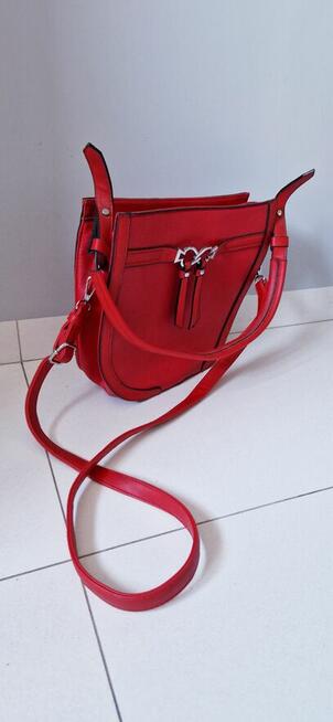 Duża damska torebka do ręki i na ramię