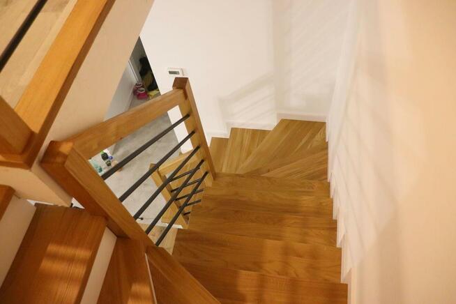 Schody z drewna na wymiar