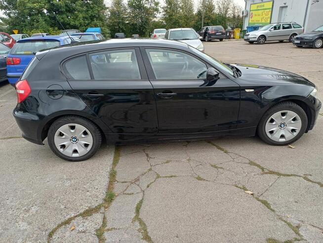 Sprzedam BMW seria 1,118d,rok 2010.Cena 15 300