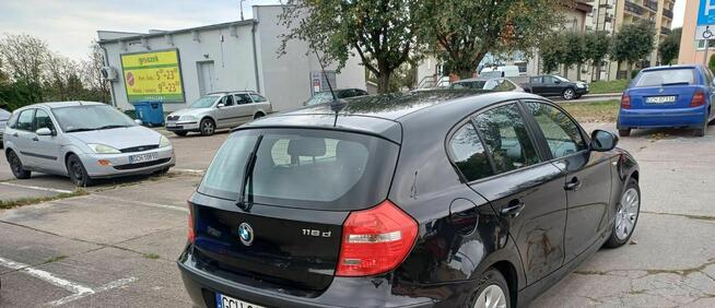 Sprzedam BMW seria 1,118d,rok 2010.Cena 15900