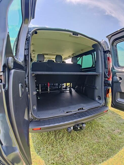 Wynajem busa, Wypożyczalnia, Bus 9 osobowy, kat. B