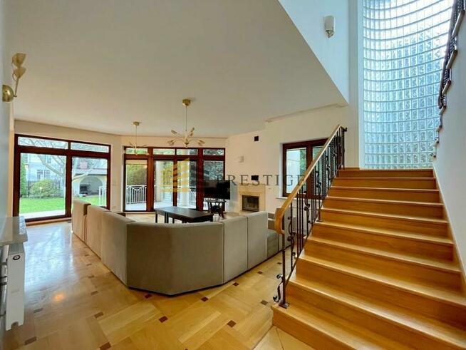 Luxury finished house & perfect location