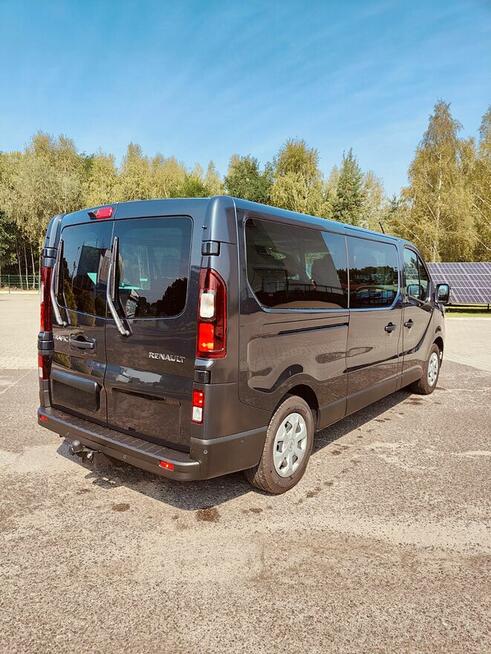 Wynajem busa, Wypożyczalnia, Bus 9 osobowy, kat. B