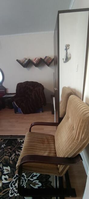 Duży pokój z balkonem i łożem w Ząbkach