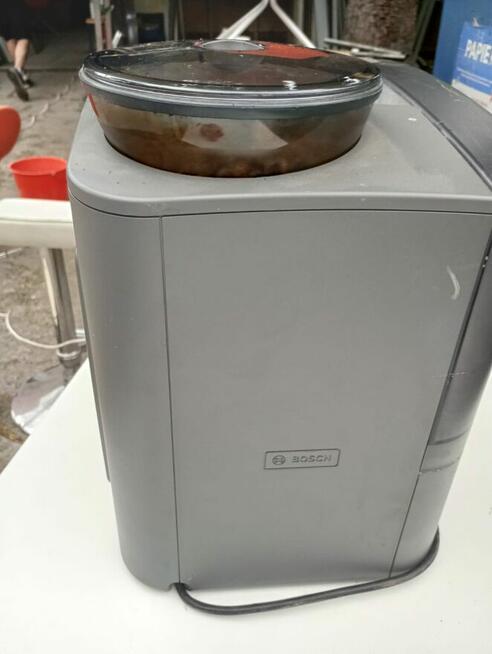 Ekspres ciśnieniowy do kawy ekspresy do domu biur Bosch Vero