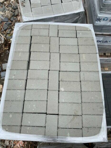 Płyty chodnikowe 50x50 JAK NOWE