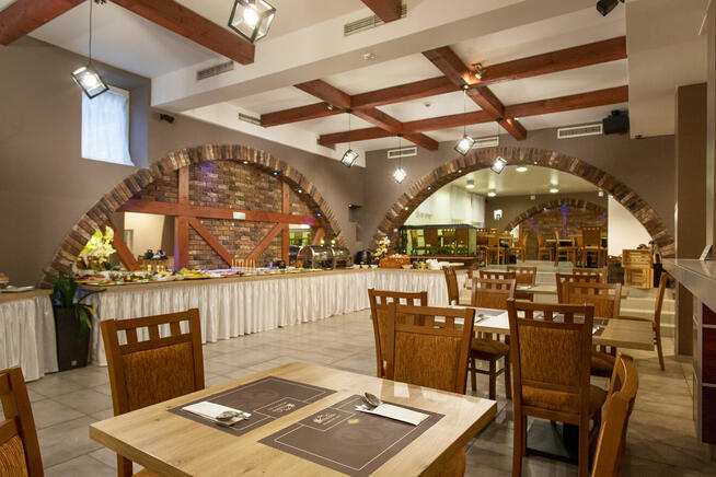 Invest-Hotels Sp. z o.o.