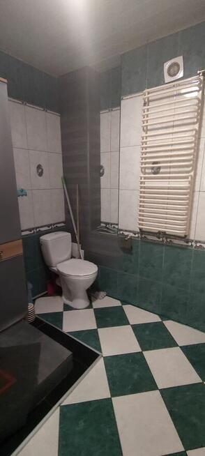 Duży pokój z balkonem i łożem w Ząbkach