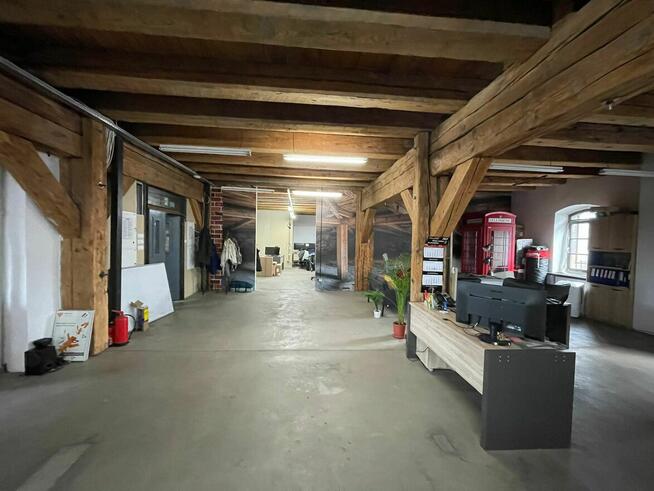 Krakowska- biura, mikroapartamenty 2320 m2