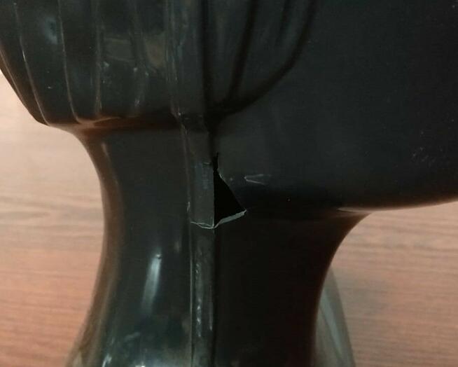 Ekspozytor głowa czarna, stojąca, bardzo lekka-wydmuszka