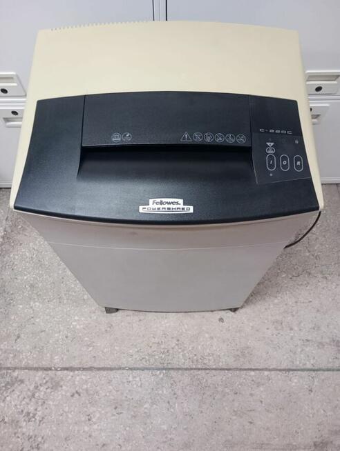Niszczarka do papieru niszczarki do biur urzędów szkół FELLO
