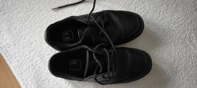 Sprzedam buty Next chłopięce czarne rozmiar 33.5.