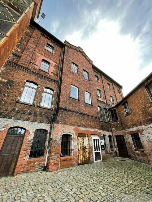 Krakowska- biura, mikroapartamenty 2320 m2