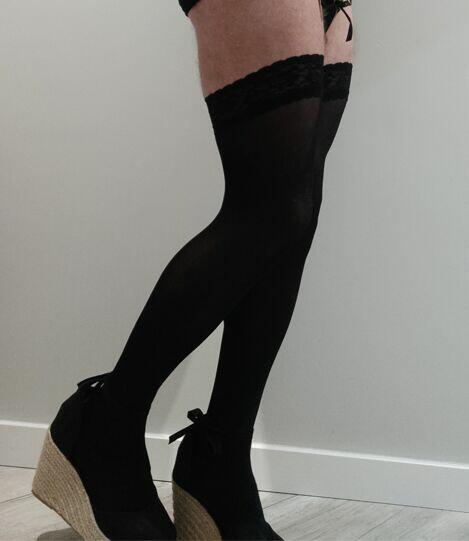 Crossdresser pozna pana