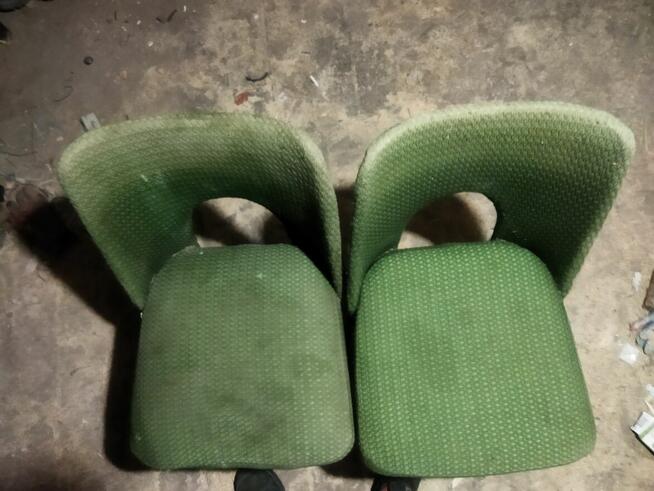 Krzesła PRL 2 szt. typu muszelki