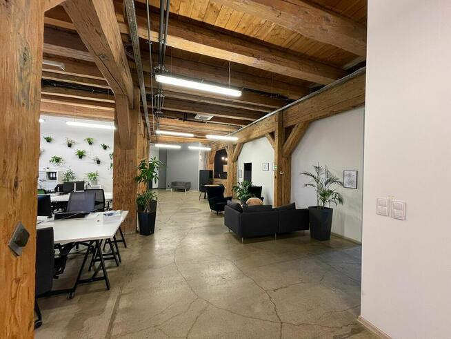 Krakowska- biura, mikroapartamenty 2320 m2