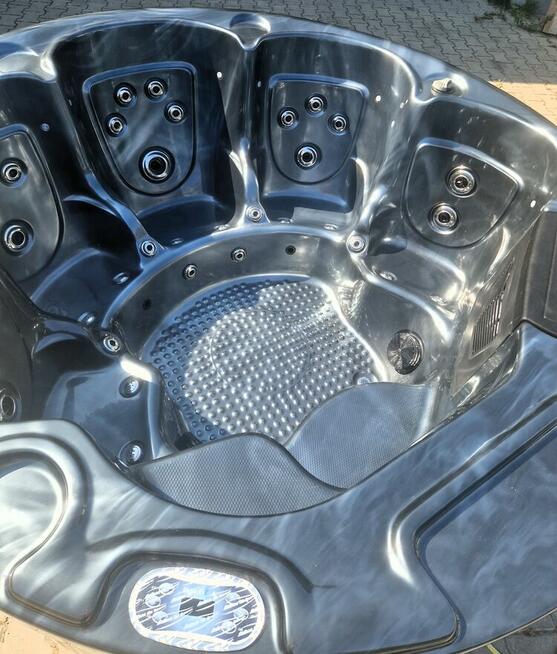 Jacuzzi ogrodowe zimowe SPA Balboa 220x210 cm Akryl