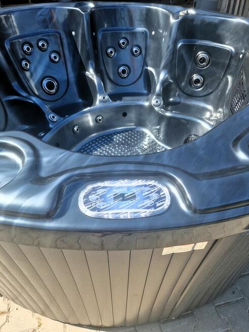 Jacuzzi ogrodowe zimowe SPA Balboa 220x210 cm Akryl