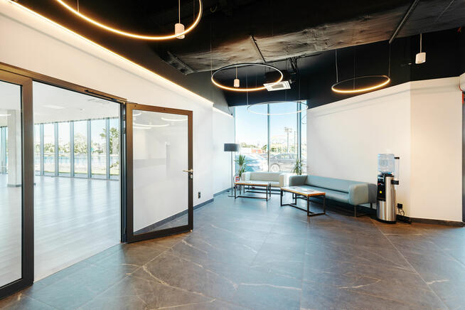 Wynajem przestrzeni usługowej