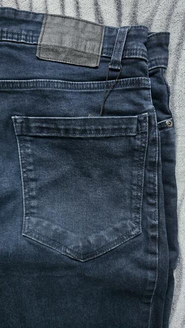 Jeansy Męskie firmy F&F slim stretch.W32-32 Oryginał