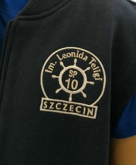 Kamizelka, bezrękawnik szkolny do SP 10 w Szczecinie r.128