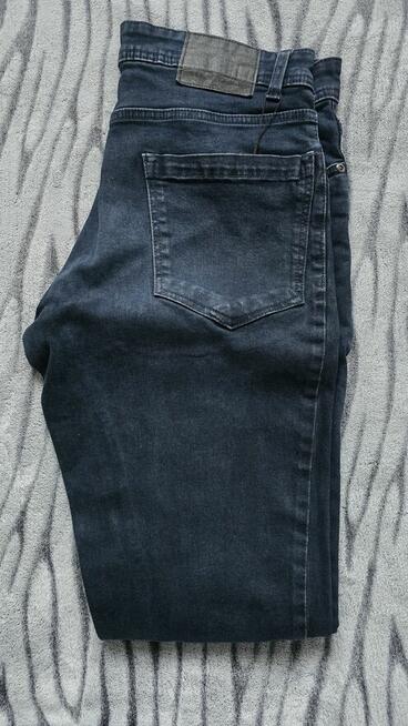 Jeansy Męskie firmy F&F slim stretch.W32-32 Oryginał