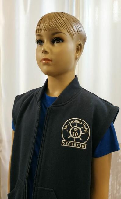 Kamizelka, bezrękawnik szkolny do SP 10 w Szczecinie r.128