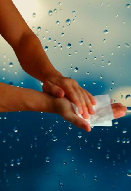 PRZYRZĄD DO JONOFOREZY HAMUJE USUWA ZATRZYMUJE NADPOTLIOŚĆ