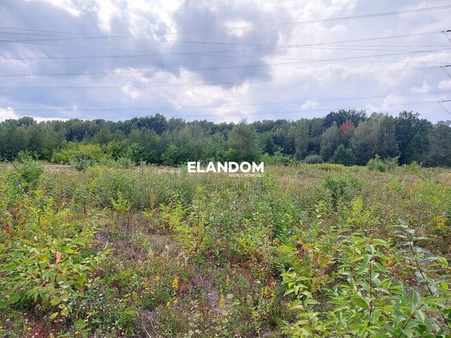 Duża działka, w sąsiedztwie stacja elektoener.