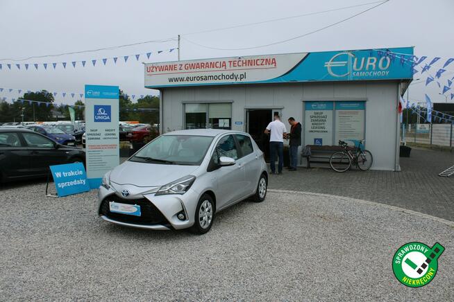 Toyota Yaris Hybrid Premium F-vat Salon Polska Gwarancja