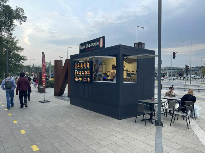 Przyczepa Gastronomiczna 4x2, Gotowy Biznes w Warszawie PILN