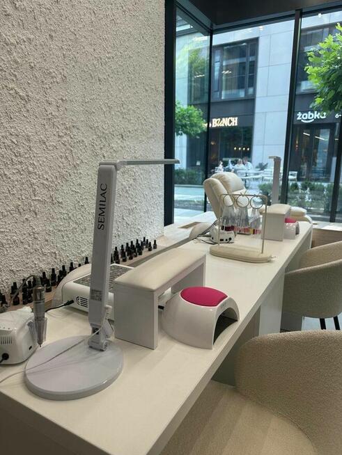 Sprzedam salon fryzjerski