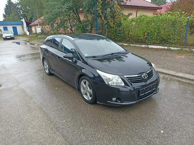 Toyota Avensis Bezwypadkowy, stan BDB