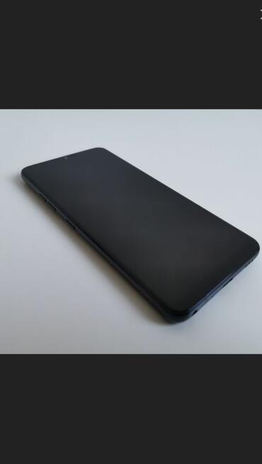 Telefon LG G7 THINQ 4GB / 64 GB procesor 2.8 GHz 8 rdze