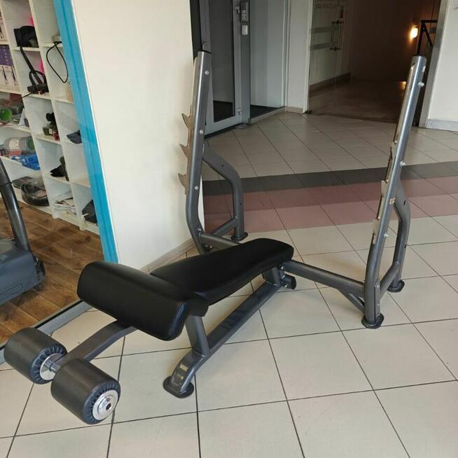 Ławka skośna Impulse Fitness IT7016 po wymianie tapicerki