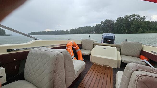 motorowka Glastron 174 z silnikiem 140 KM + przyczepka