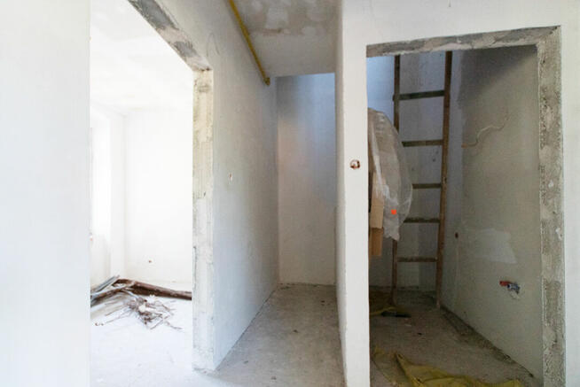 ok 500 m kw na lokale mieszk. siedzibę firmy lub inne